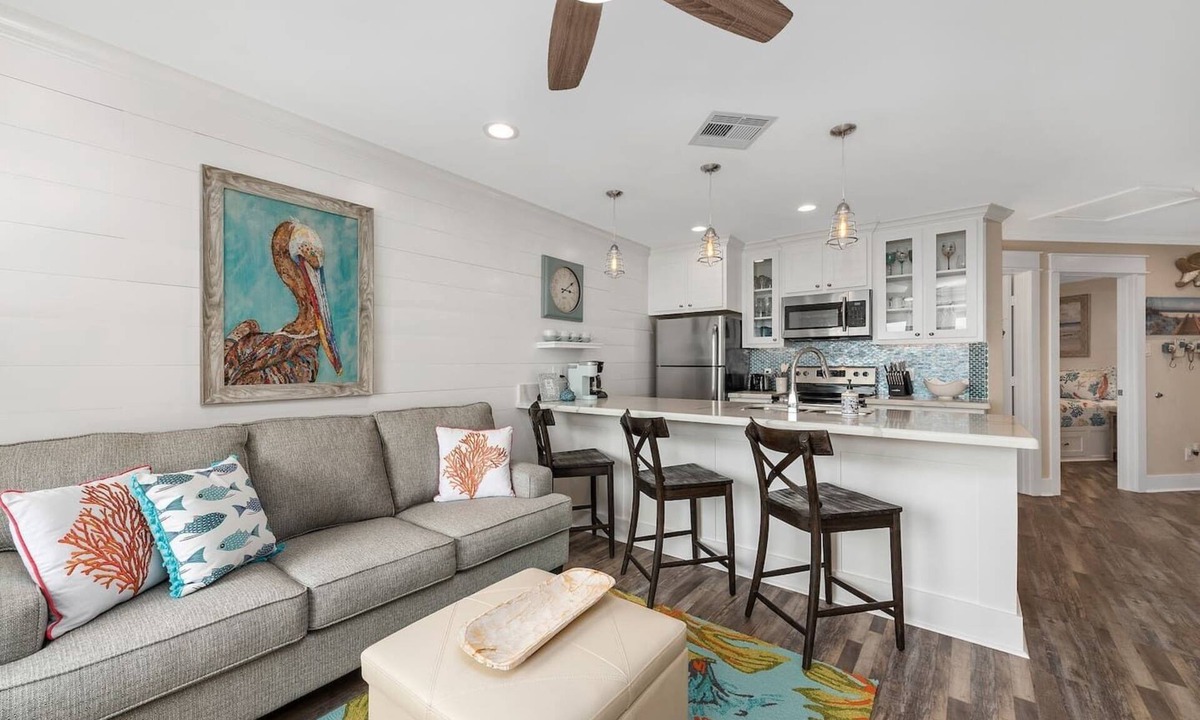 Galveston Condo | New Heated Pool & HOT Tub! Oceanview!