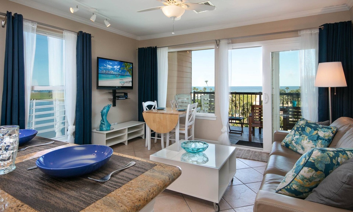Galveston Condo | New Heated Pool & Hot Tub DolphinSmile