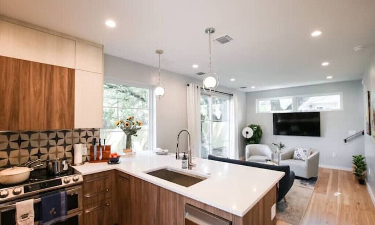 South Congress House | NEW Hip & Stylish House 30 steps from South Congressn