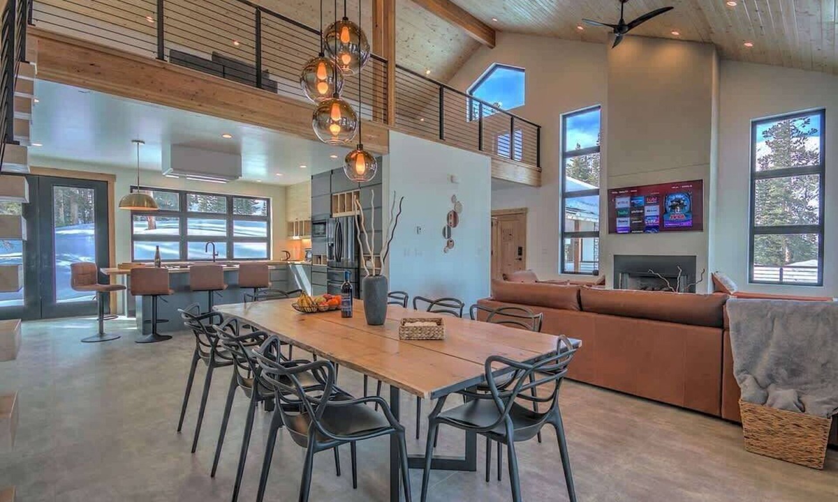 Quandary Village House | NEW Hot Tub Haven with Panoramic View | Blue River