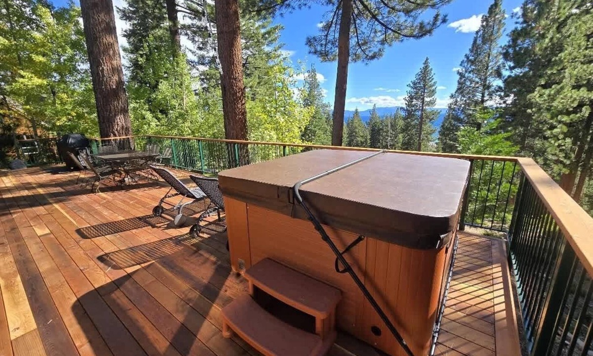 Tahoe Vista Cabin | New HOT TUB! Lake View, Knotty Pine Cabin with Charming Updates