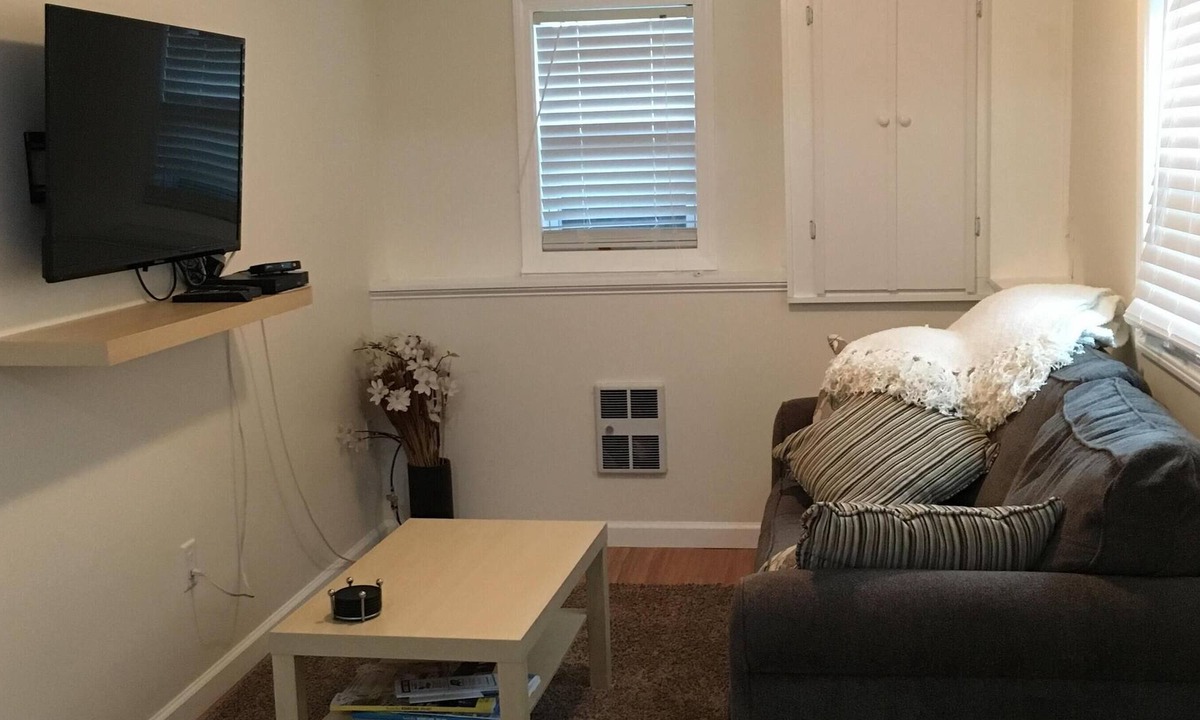 Westfield Apartment | New In-Law Apartment/Private Entry