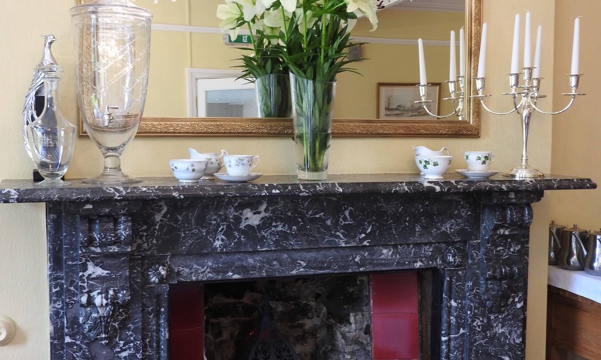 Alsop en le Dale Bed & Breakfast | New Inns