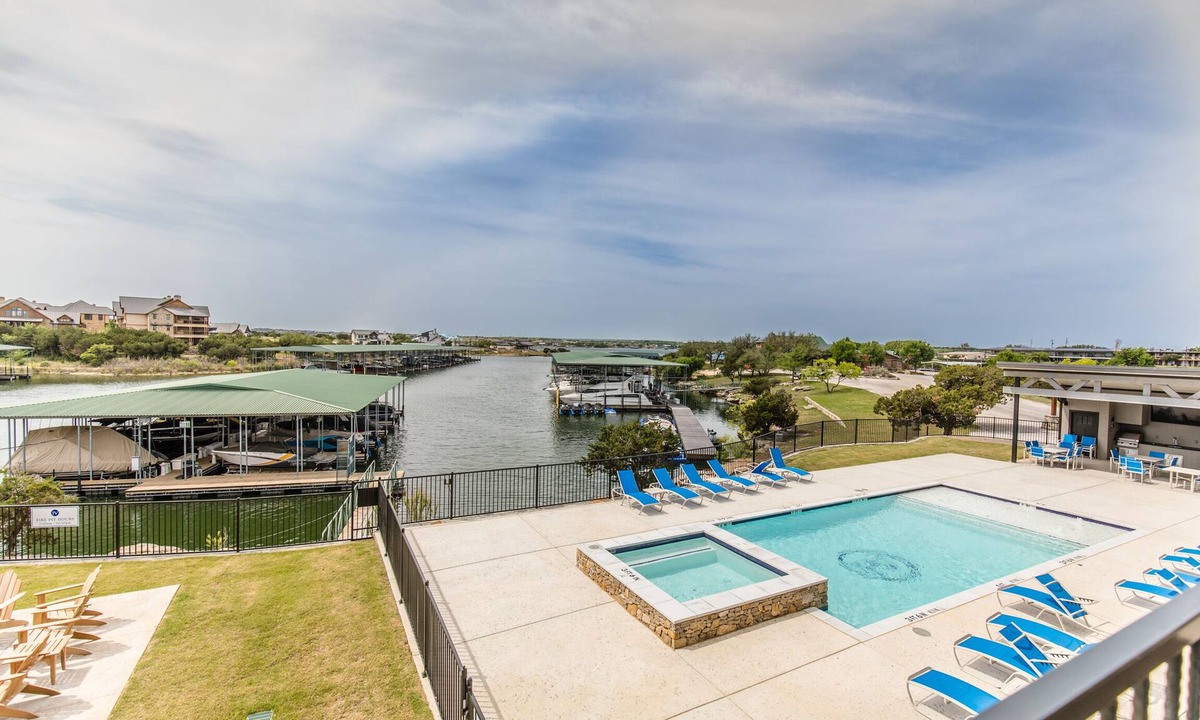 Graford Condo | New Lakefront Condo