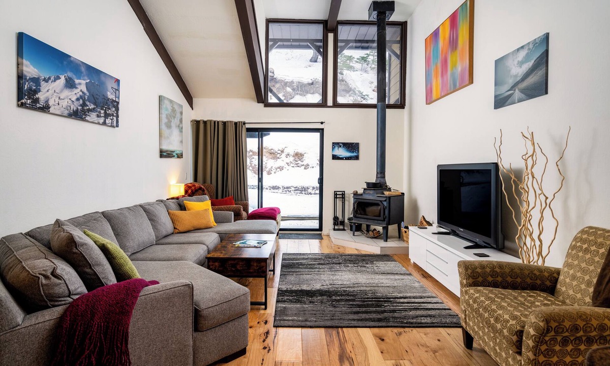 Alpine Meadows Condo | New Listing! Cozy Mountain Retreat Near 5-Lakes Hiking Trail & River Rafting, by Tahoe Time VR