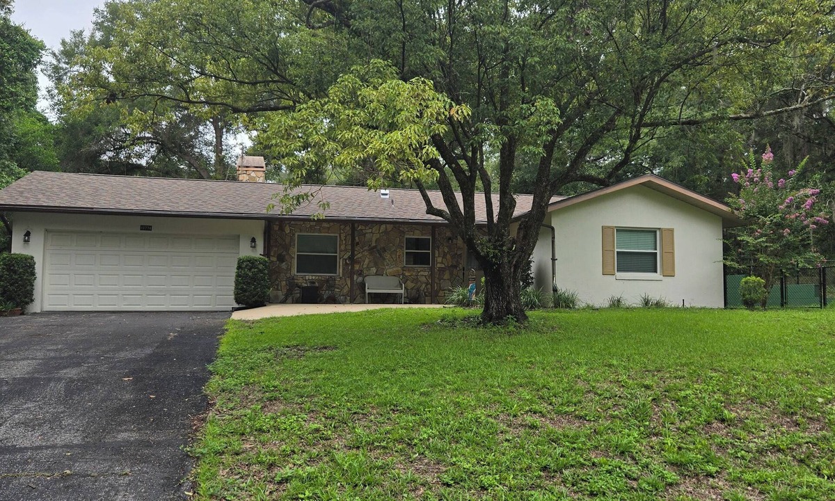 Dunnellon House | New listing Pet friendly home with Rainbow River access via private comm. park