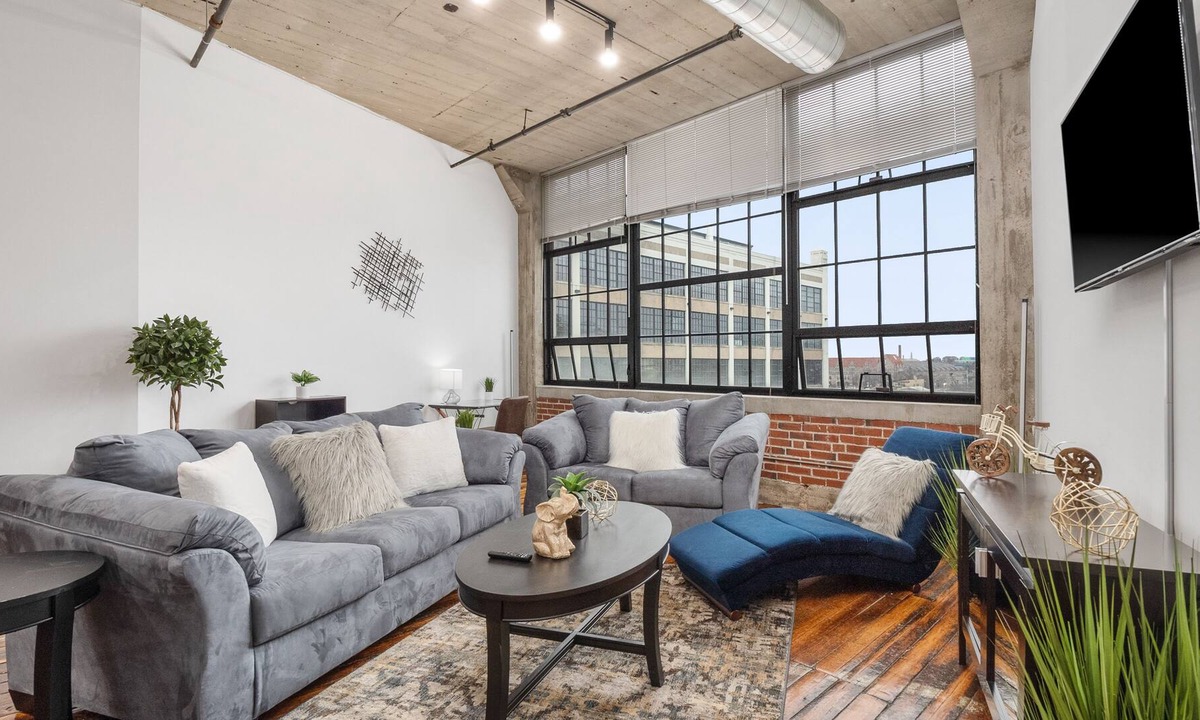 Downtown St. Louis Apartment | New Listing Relaxation in the City