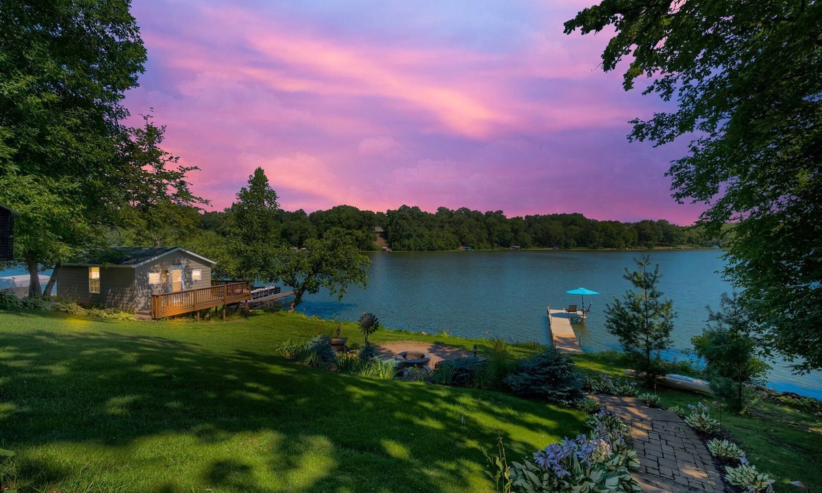 South Haven Cabin | NEW LISTING - Retreat to this Peaceful Family Lake Marie Cabin