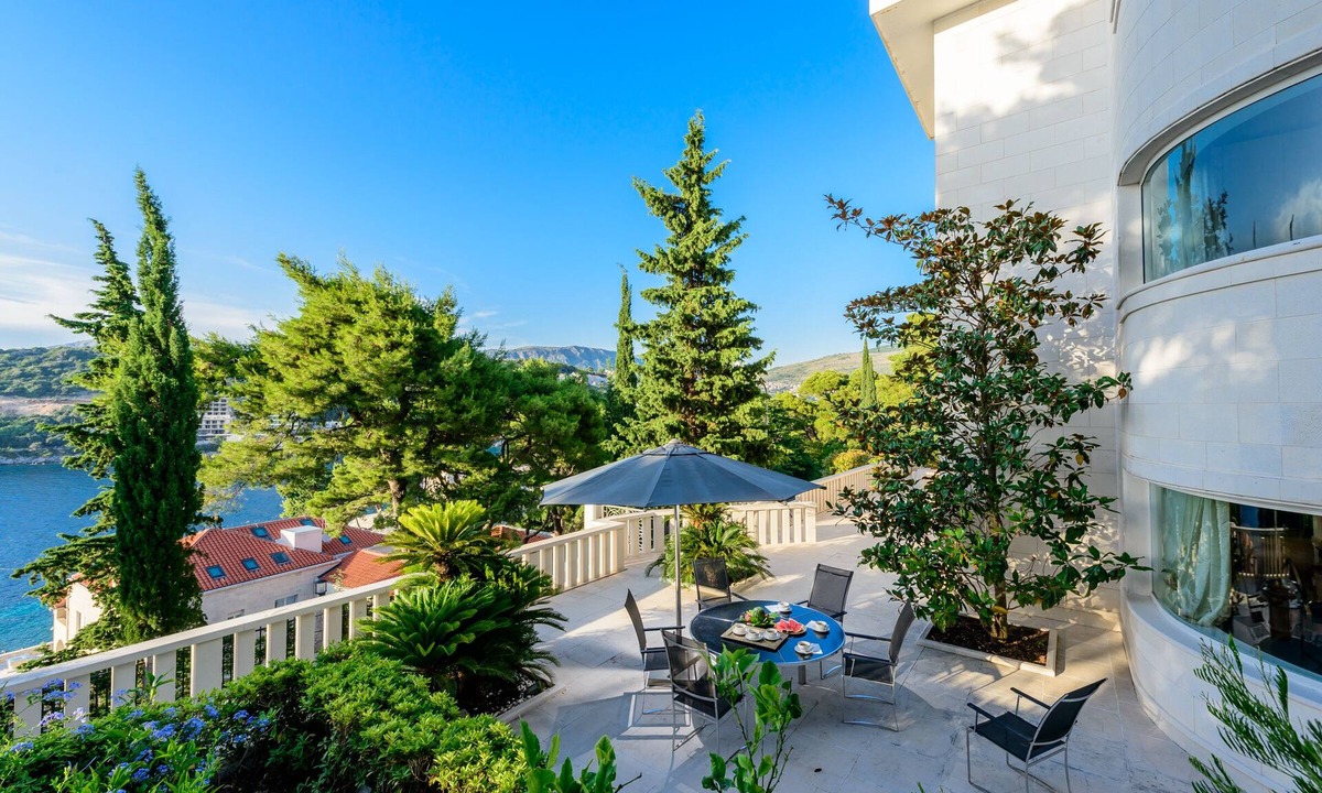 Lapad Villa | NEW LISTING! Villa With Private Pool And Sea Views