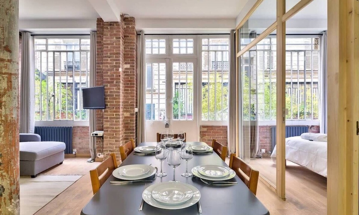 Quartier de la Porte-Saint-Denis Apartment | NEW Loft Apt in the Heart of Paris - An Ecoloflat