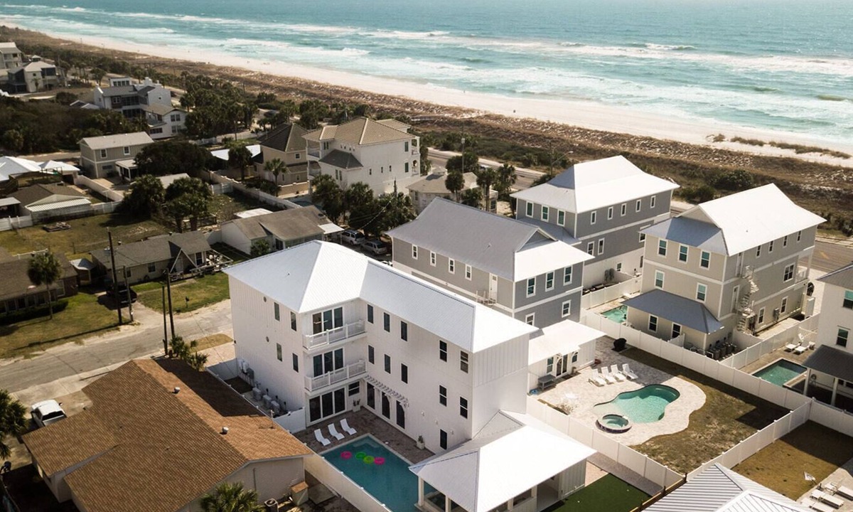 Bid-a-wee Beach Villa | NEW LUX beach mansion! Sleep 37 Lap Pool & Golf ⛳️🏝️☀️ 21+ to book!