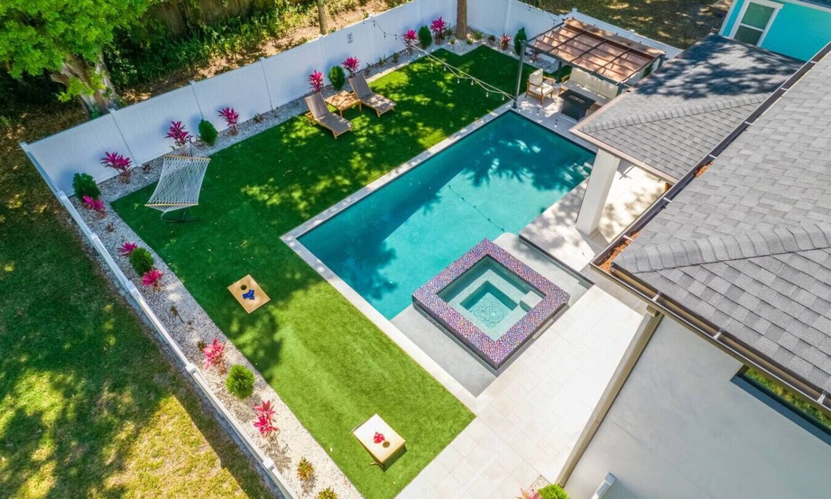 Riverside Heights House | NEW-LUX TPA Home w/Pool/Spa & Game Room-Sleeps 16