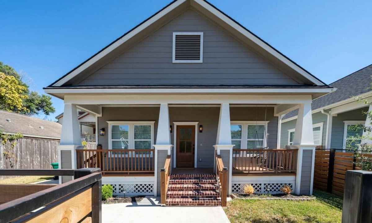 Greater Heights Villa | New Luxurios & Modern 3 BR Villa in the Heights