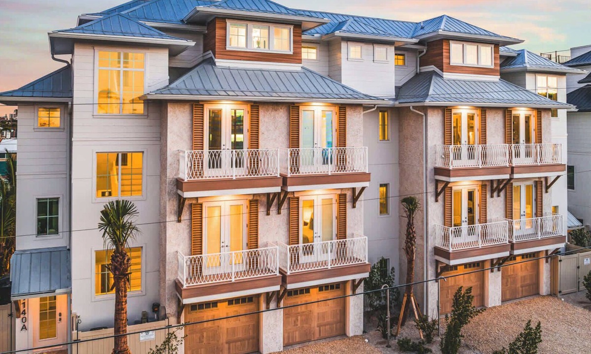 Siesta Key House | New - Luxury 2-Home Estate-Pools & Rooftops