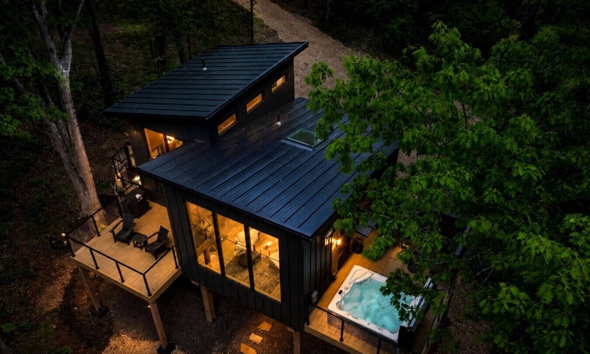 Perryville Cabin | New! Luxury Meets Nature - TreeRise at BaseCamp
