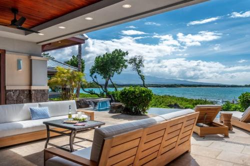 Waikoloa House | New Luxury Oceanfront 4-Bedroom Villa with Movie Theater Private Pool Hot Tub and Free Car with 6 Nights Hale Nani at Kolea Kai by KBM Resorts