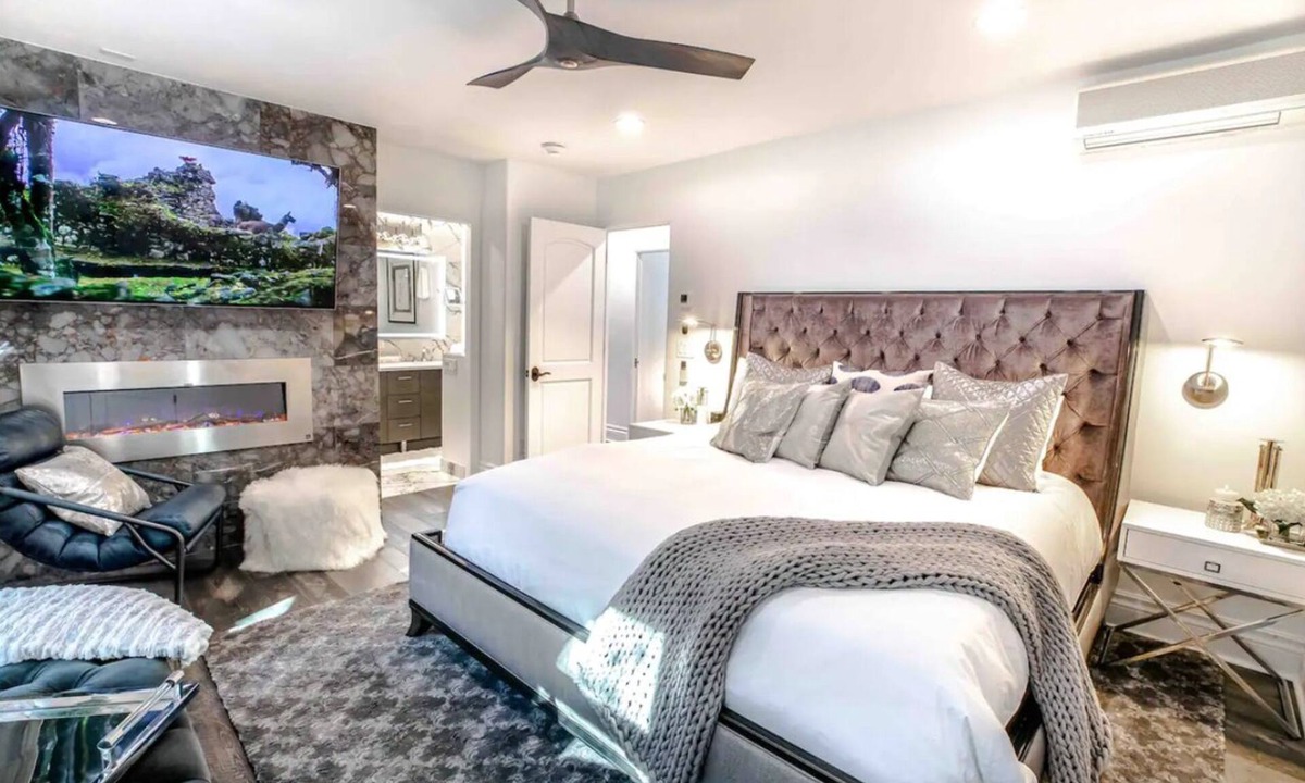 Aspen Condo | New Luxury Two Level 4 Bedroom - 4.5 Bath Condo!