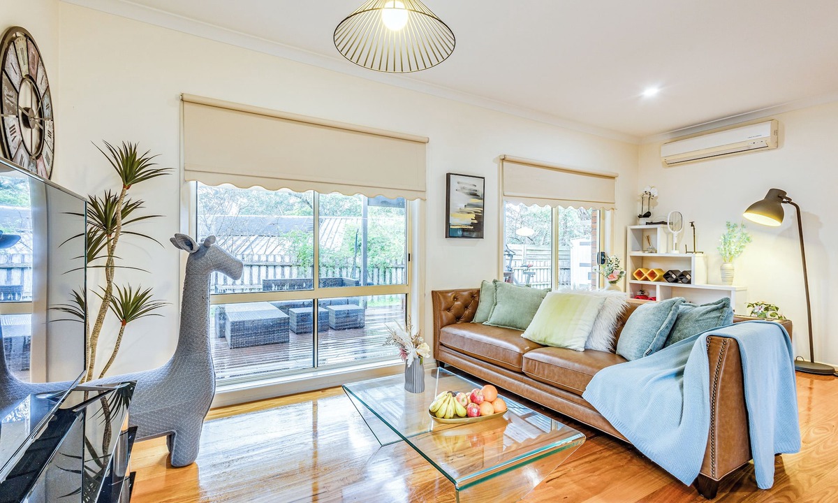 Glen Waverley House | New Melbourne Staycation 3BRM