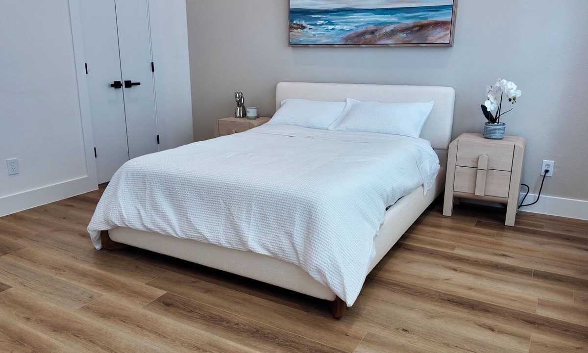 OST - South Union House | New Modern 1BR Suite & Location!