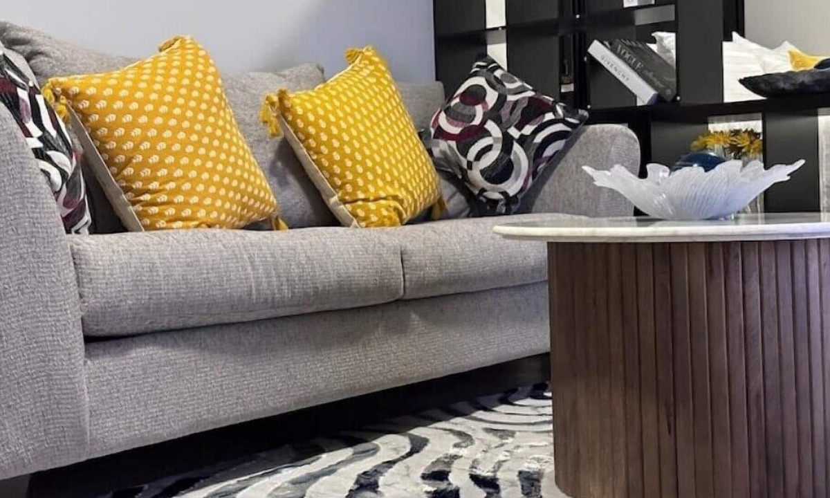 Webster Square Apartment | New Modern spacious studio