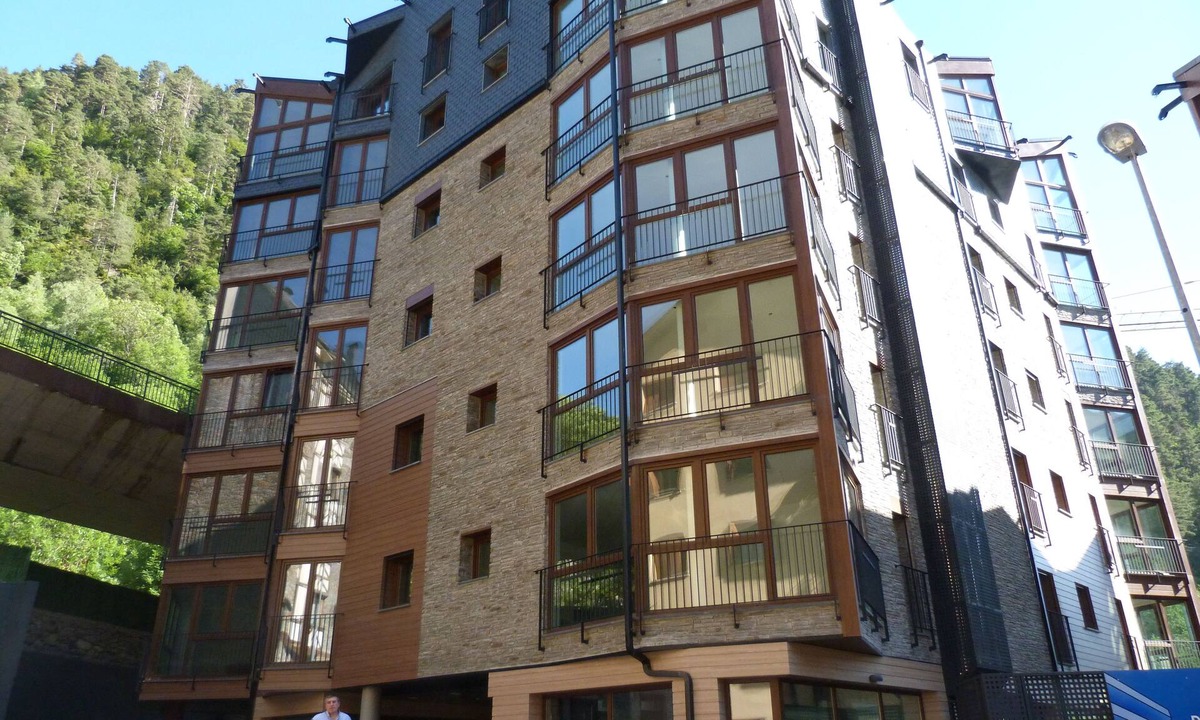Meritxell Apartment | New nice apartment with private garage, 400m from Funicamp in ENCAMP