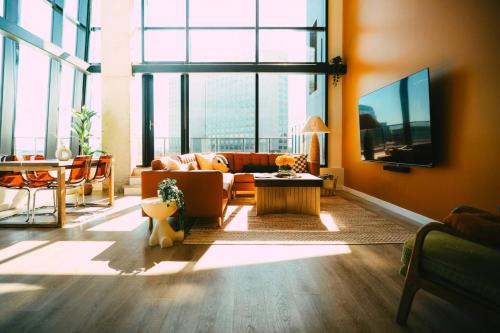 Downtown Halifax Apartment | NEW Pause Penthouse Lofts -Downtown- Free Parking