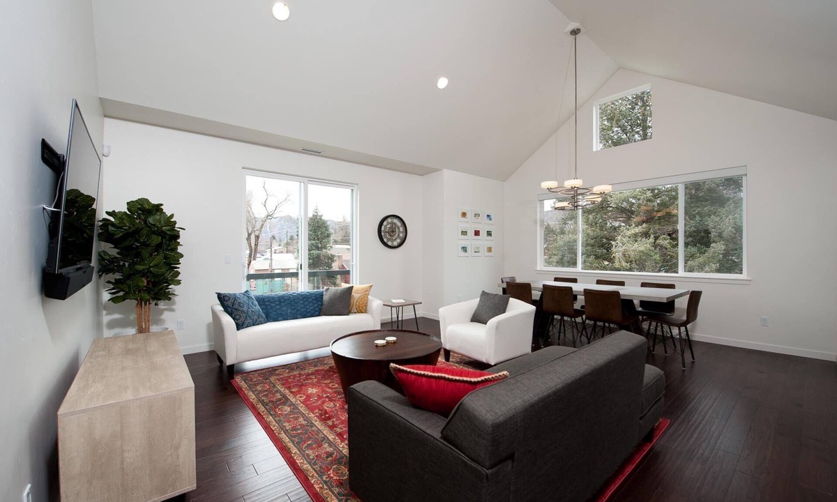 Durango Condo | New Pet Friendly Award Winning Condo - 10 Minute walk to downtown Durango