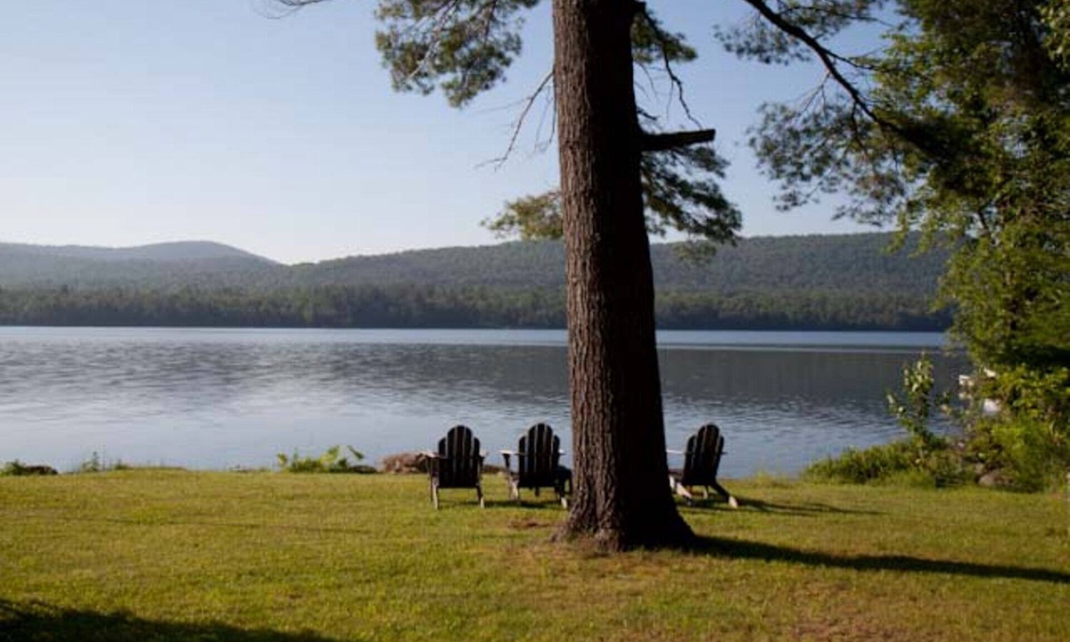Lake Pleasant House | New! Pet Friendly! Stay in an Historic Home with Semi-Private Beach access