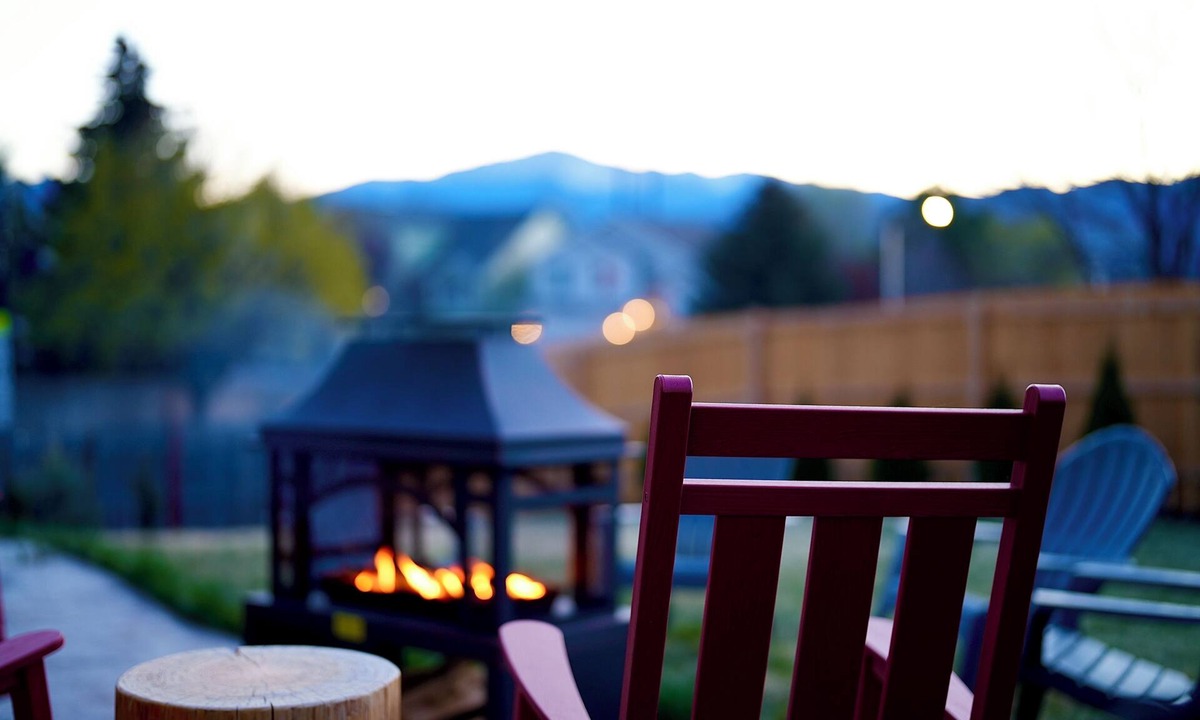 Briargate House | New! Pikes Peak Mountain Views, Hot Tub, AC, Dog Friendly, Trails, Backyard