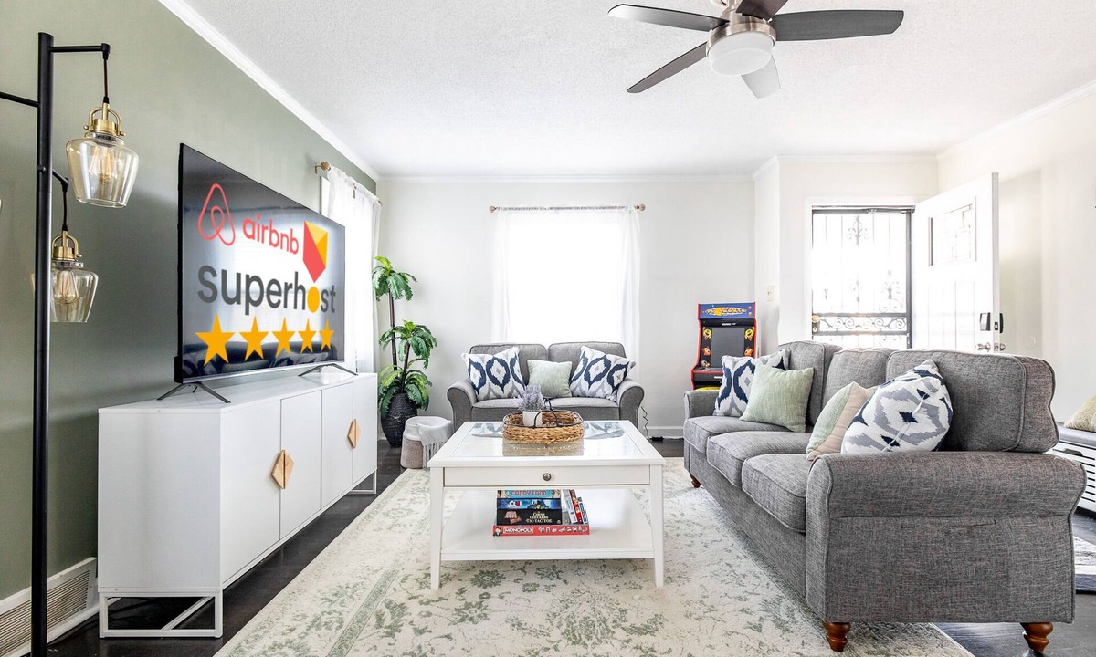 Memphis House | *NEW* Popcorn & Pacmac | Delightful Memphis gem