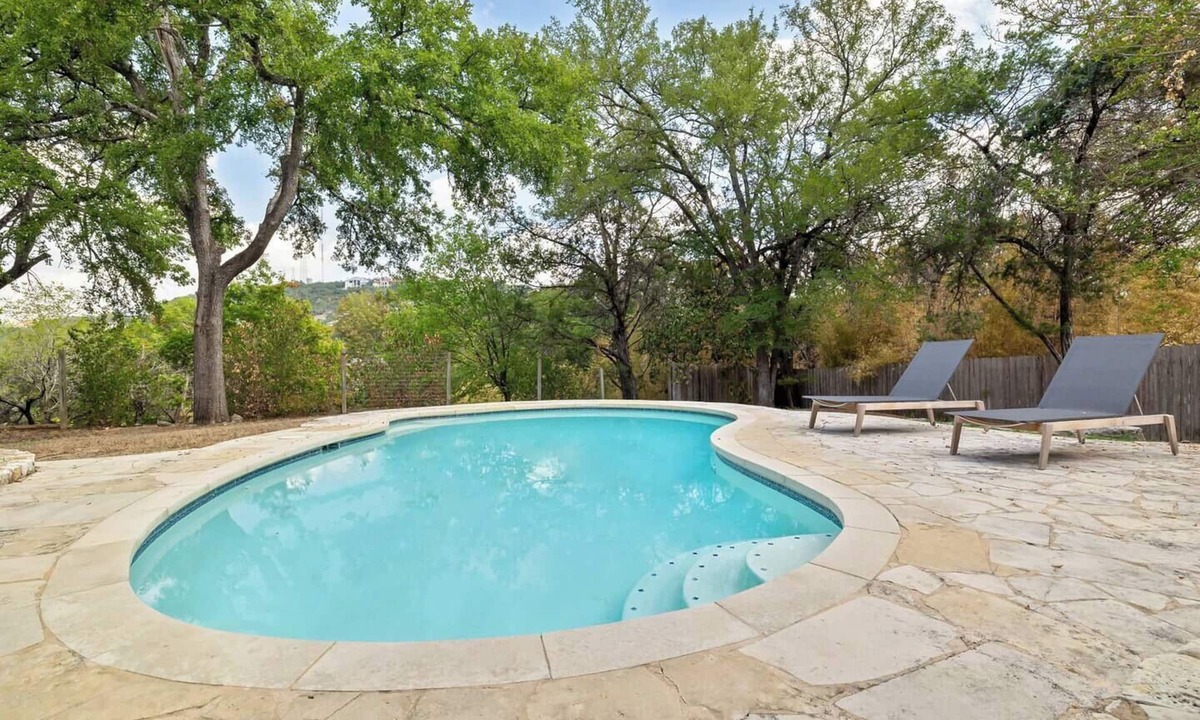 Stonehedge Estates House | New Rare Westlake Pool Retreat–Book Spring/Summer!