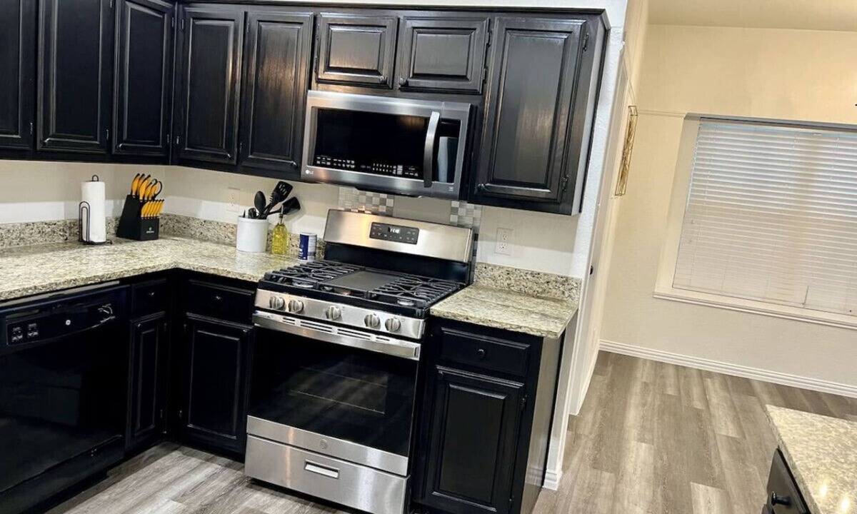 North Central Carrollton House | New Remodeled Single Family House in North DFW
