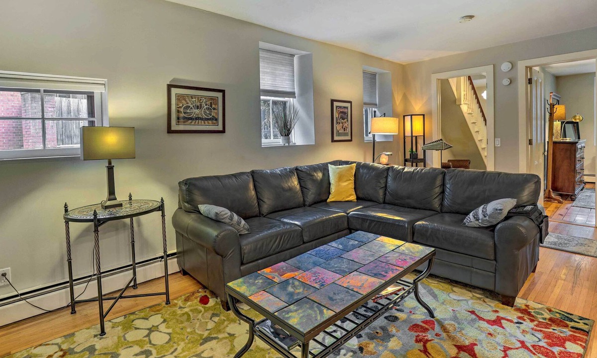 Corn Hill Apartment | NEW! Rochester Garden Apt in Historic Corn Hill!