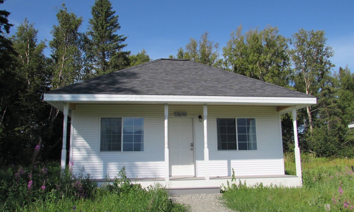 Palmer House | NEW Self contained- Beautiful Mt. View- Bungalow