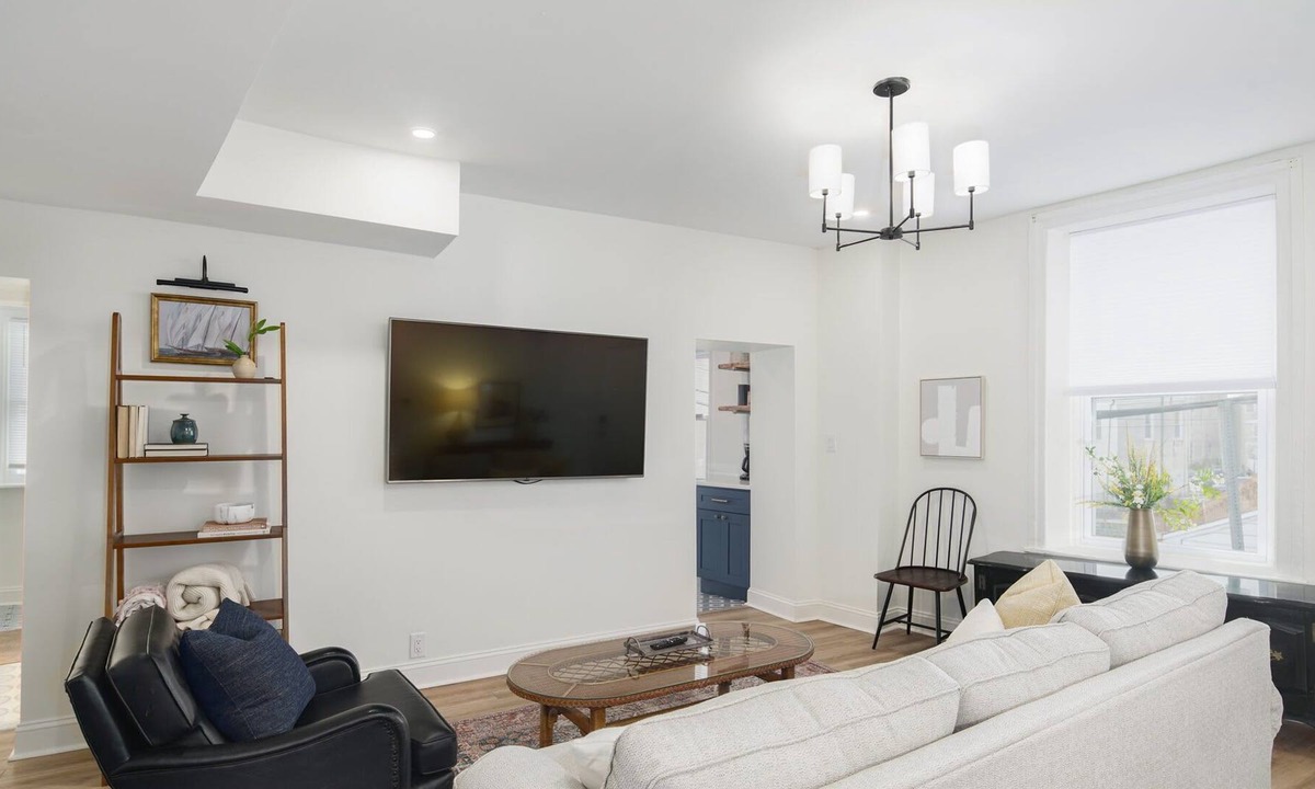 Manayunk Apartment | New, spacious 2BR with deck and parking