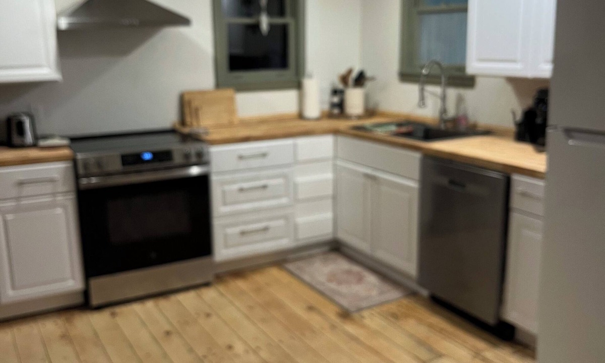 Lebanon Springs House | NEW! Spacious 4BR Ski Getaway - Minutes to Jiminy & Bousquet
