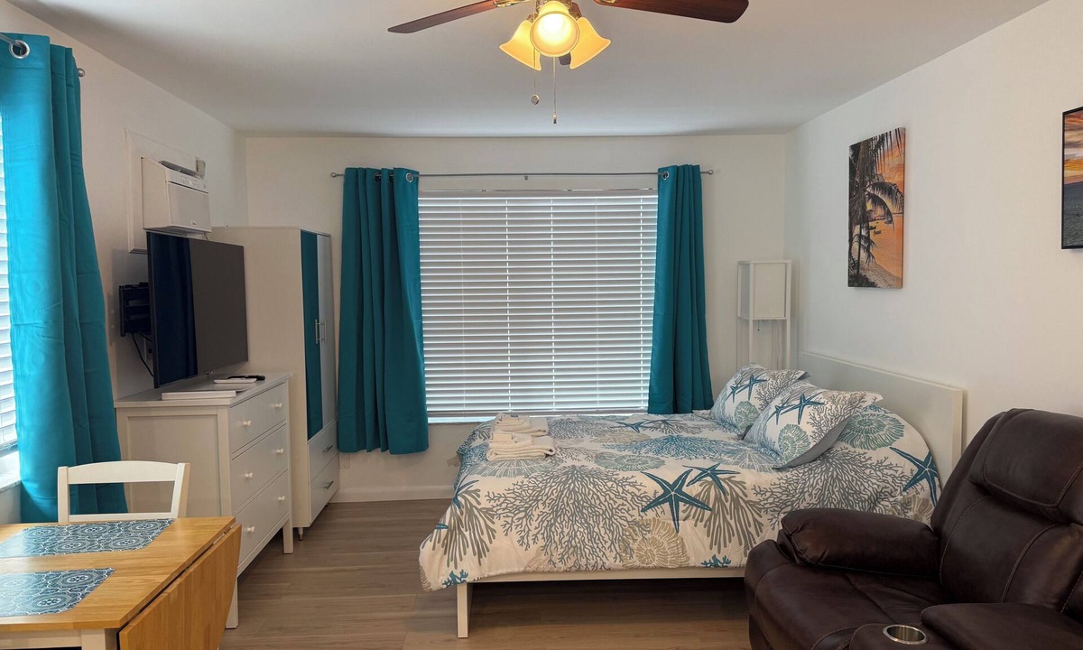 Boynton Beach Apartment | New! Studio close to the beach!