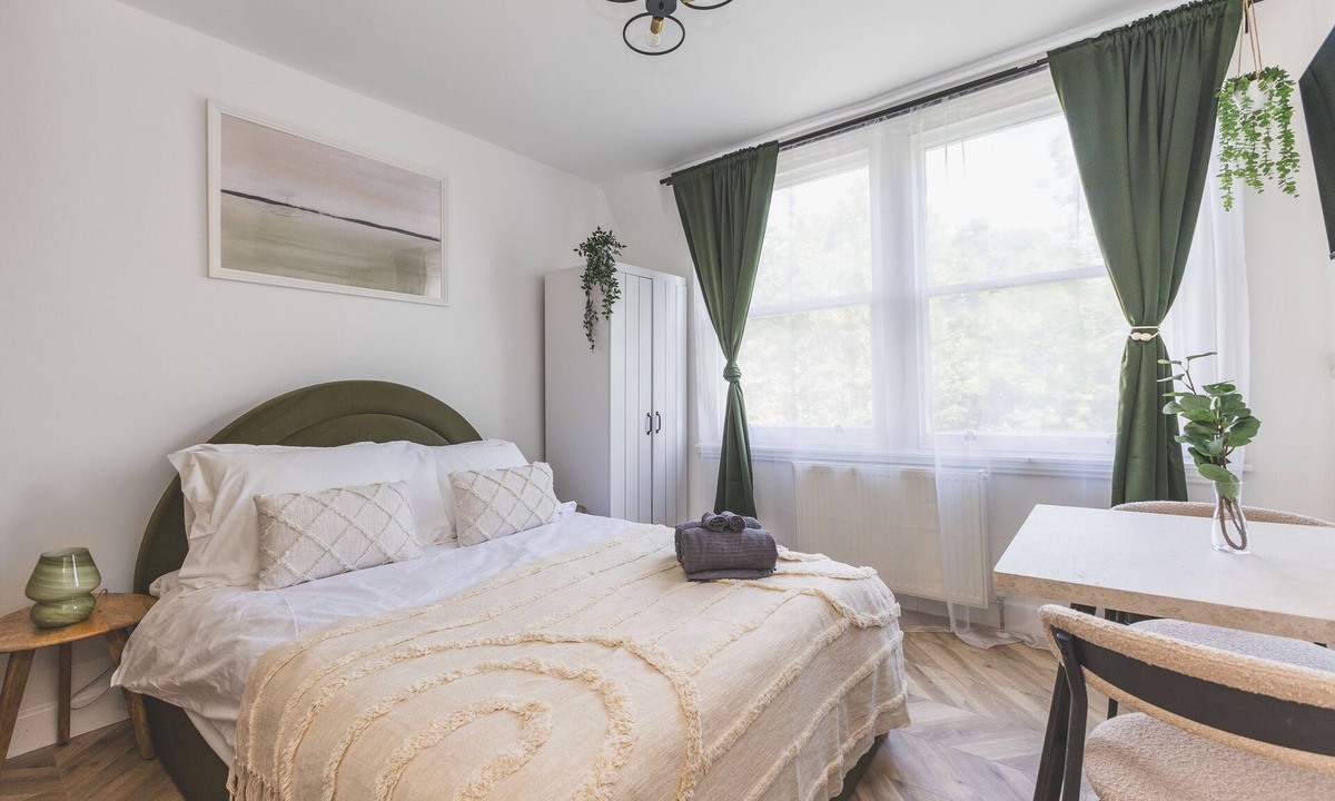 Highbury Apartment | New studio flat in Islington GREAT location -04