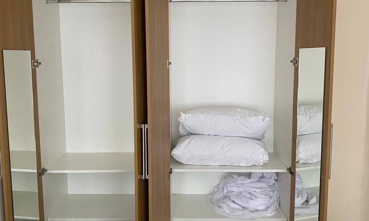 Hounslow Heath Apartment | New Studio Flat - Quiet and Safe Location!