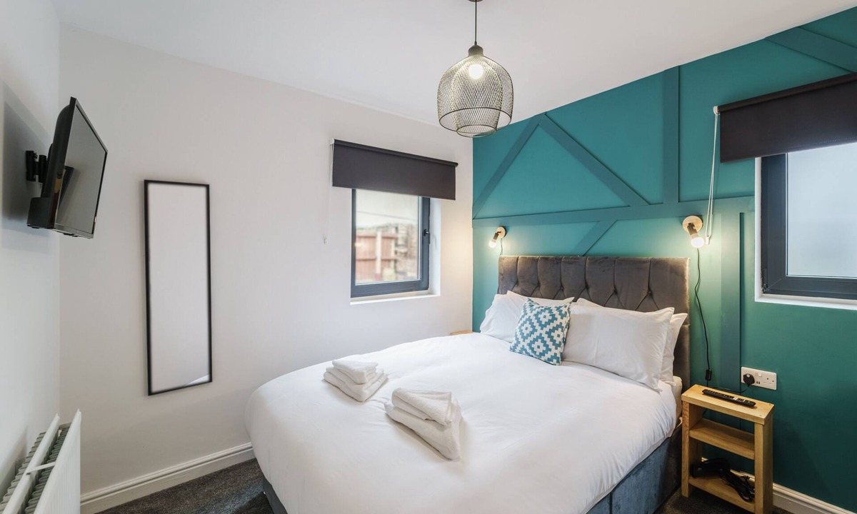 Derby Apartment | New Stylish Apartment I Deluxe Studio App