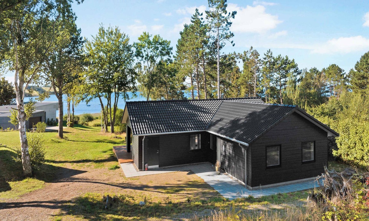Faldsled House | New summer house from 2021 with sea view
