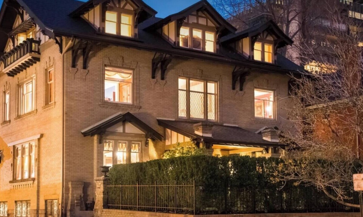 Capitol Hill House | NEW! Unit in Historic Mansion. Amazing Location and Views!