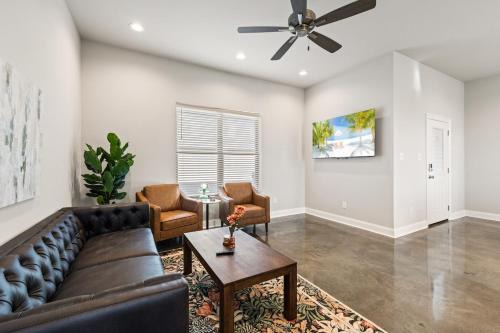 Youngsville Apartment | NEW-Upscale-EnSuites-King Bds-Fast WiFi-Quiet Area