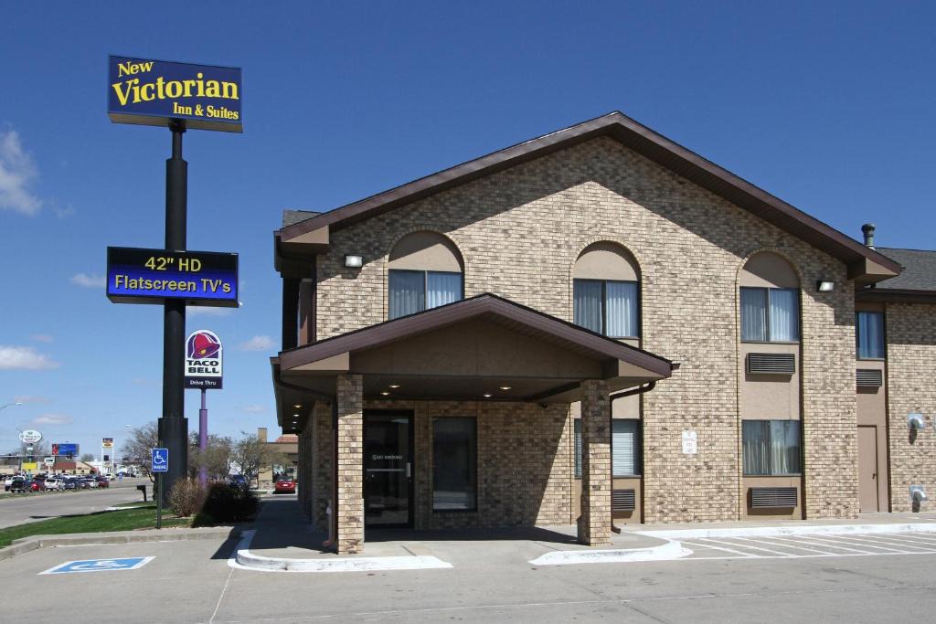 Kearney Hotel | New Victorian Inn & Suites Kearney