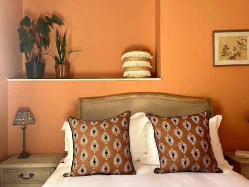 Frome House | NEW Victorian Residence - sleeps 12