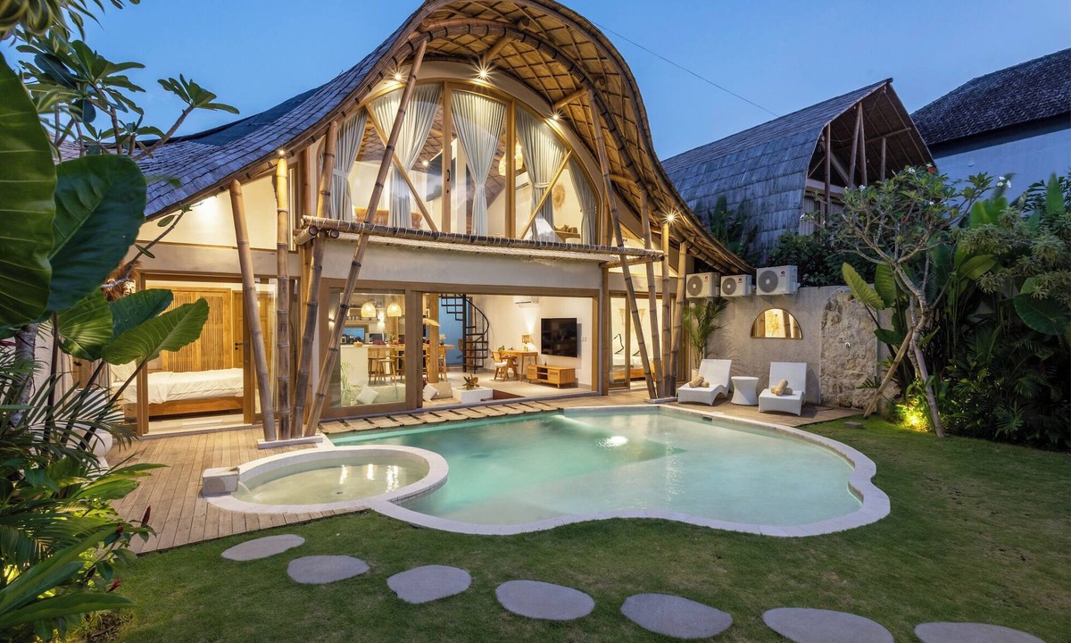 Banjar Semer Villa | New Villa in Kerobokan - 5 Min to Canggu