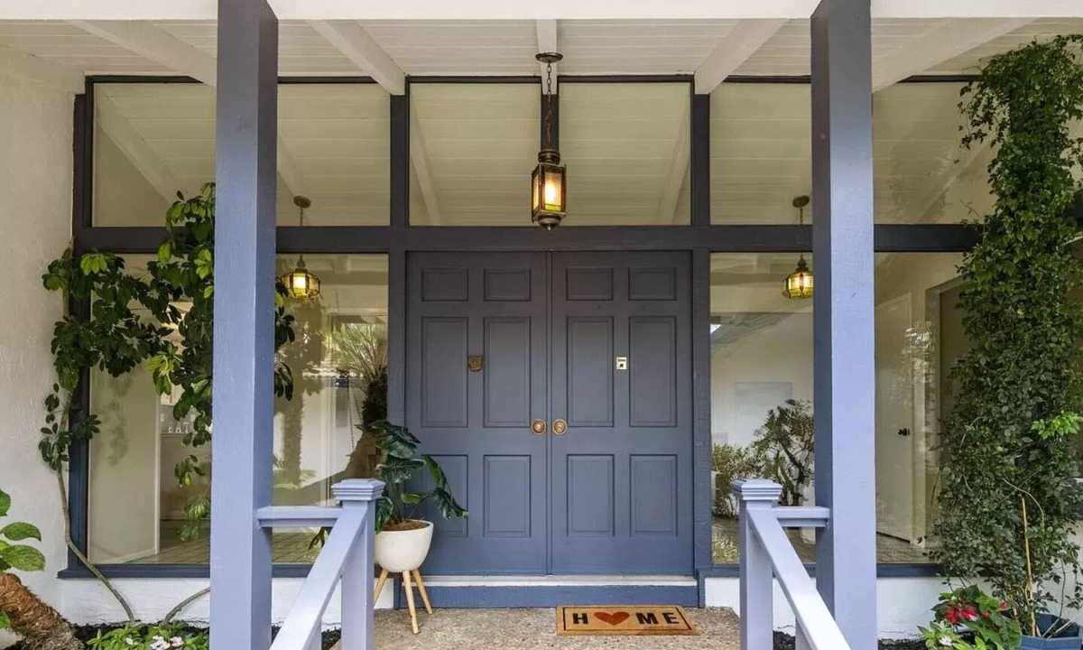 Saratoga House | NEW! Welcome to Paradise! Convenient, Safe, Serene ♥!