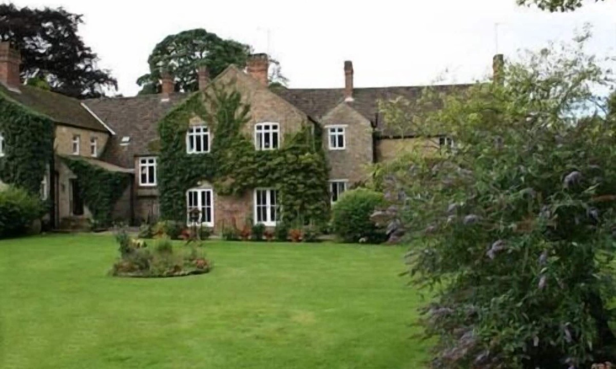 Coxwold Bed & Breakfast | Newburgh House Bed & Breakfast