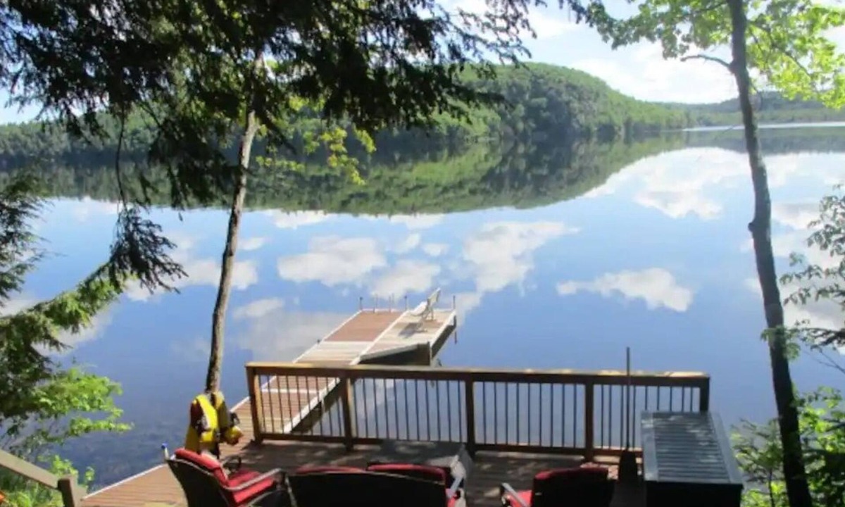 Cloyne Cottage | Newer Deluxe Cottage, Bon Echo Park