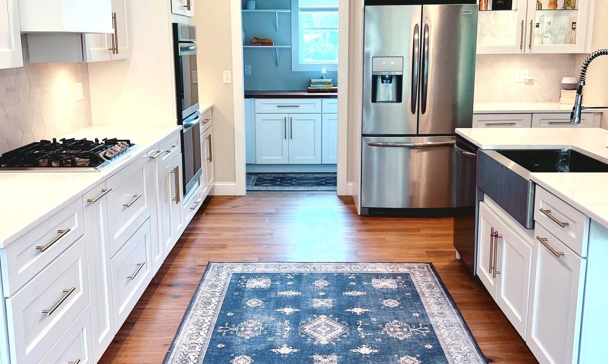 South Dartmouth House | Newly Built Modern Farm Style Beach Vacation